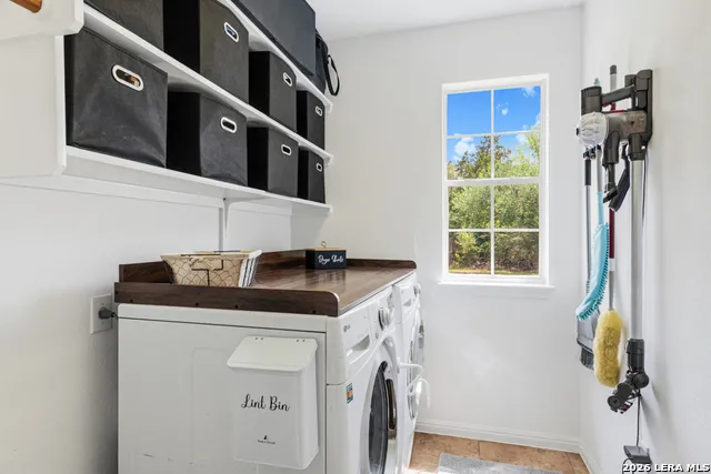 142 Carriage Ct Bastrop, TX 78602