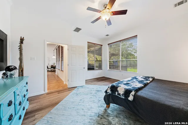142 Carriage Ct Bastrop, TX 78602