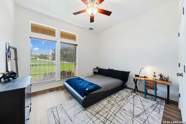 142 Carriage Ct Bastrop, TX 78602