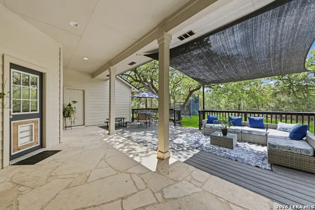 142 Carriage Ct Bastrop, TX 78602
