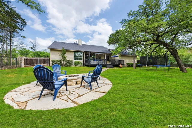 142 Carriage Ct Bastrop, TX 78602