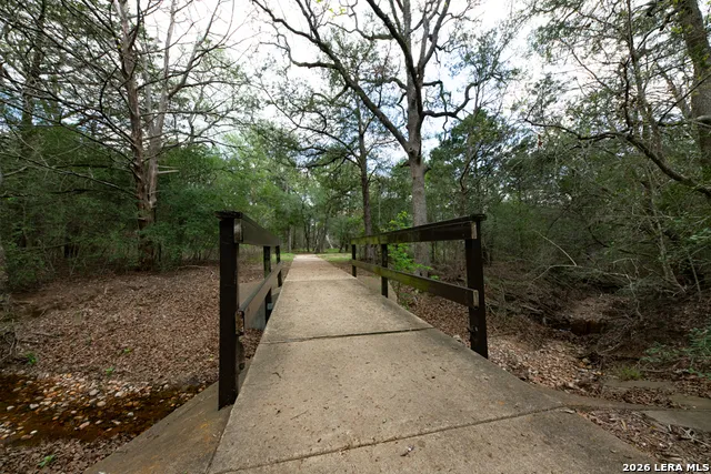 142 Carriage Ct Bastrop, TX 78602