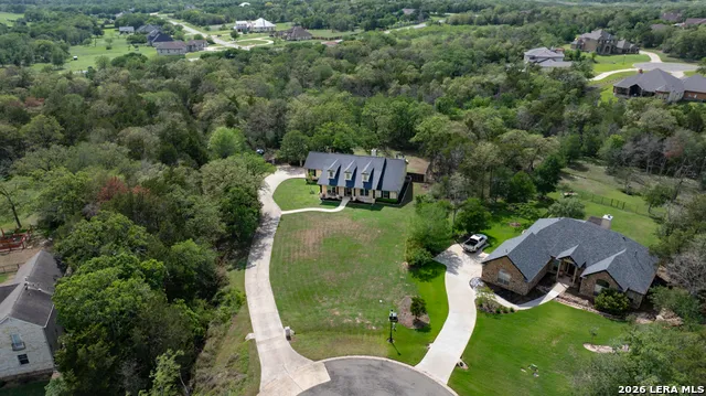 142 Carriage Ct Bastrop, TX 78602