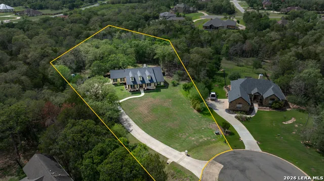 142 Carriage Ct Bastrop, TX 78602