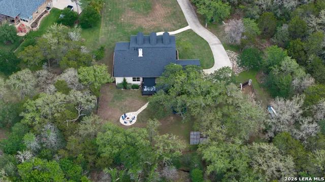 142 Carriage Ct Bastrop, TX 78602
