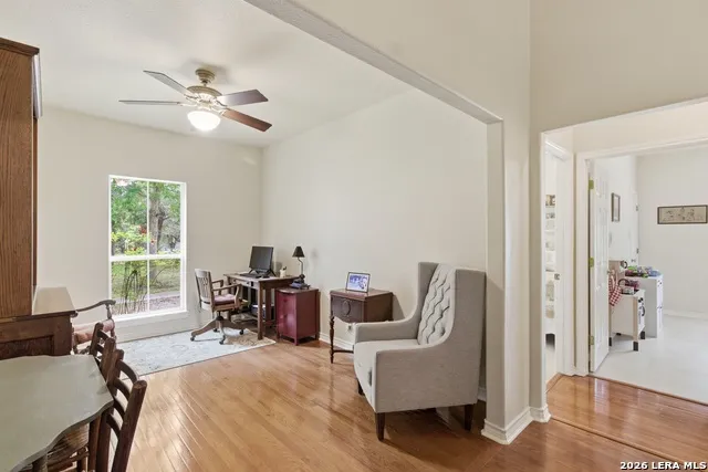 707 Oakridge Ln Pipe Creek, TX 78063