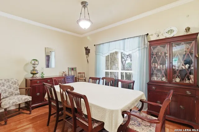 707 Oakridge Ln Pipe Creek, TX 78063
