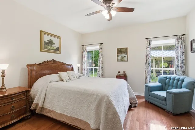 707 Oakridge Ln Pipe Creek, TX 78063