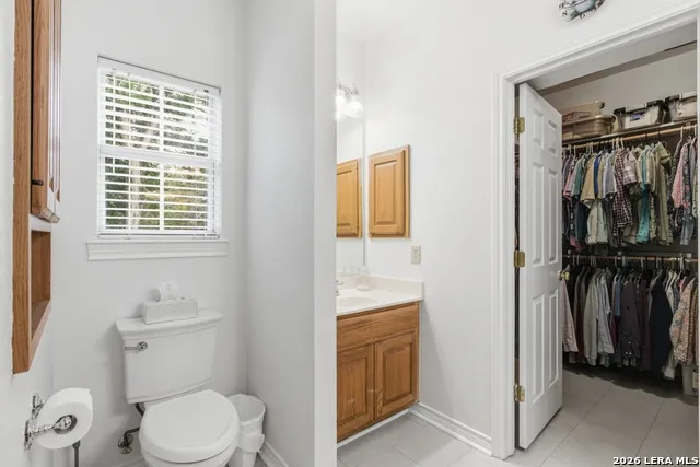 707 Oakridge Ln Pipe Creek, TX 78063
