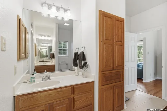 707 Oakridge Ln Pipe Creek, TX 78063