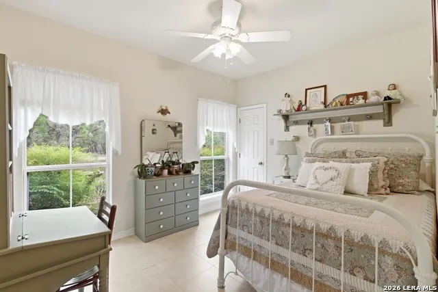 707 Oakridge Ln Pipe Creek, TX 78063
