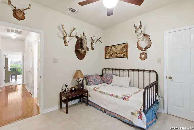707 Oakridge Ln Pipe Creek, TX 78063