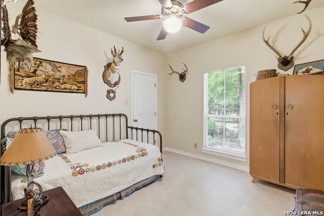 707 Oakridge Ln Pipe Creek, TX 78063