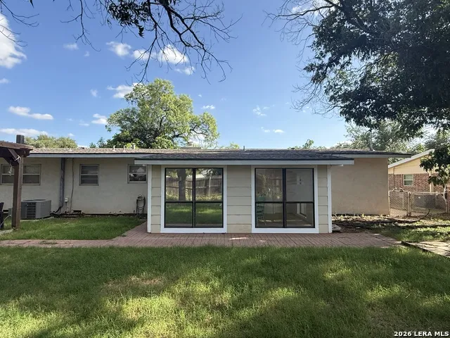 2536 University San Angelo, TX 76904