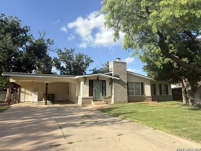 2536 University San Angelo, TX 76904