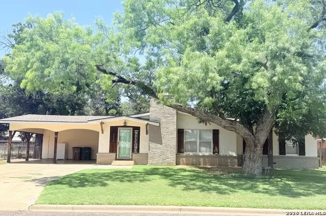 2536 University San Angelo, TX 76904