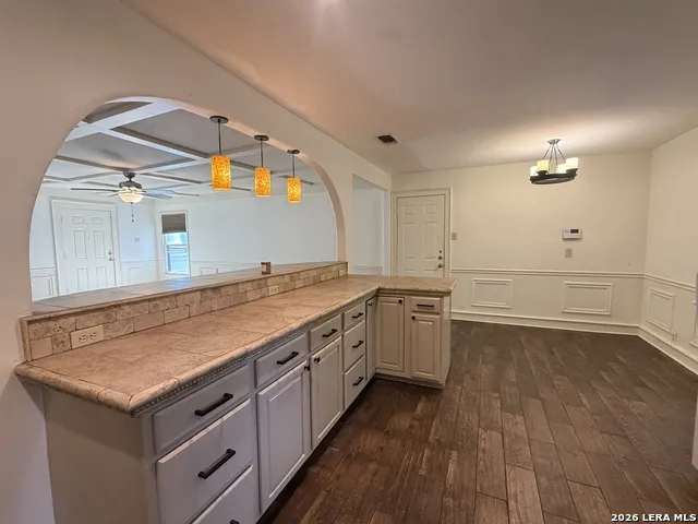 2536 University San Angelo, TX 76904