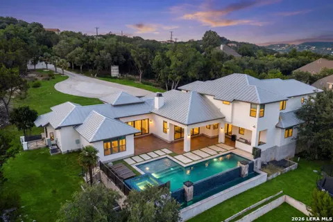22964 Cielo Vista Dr