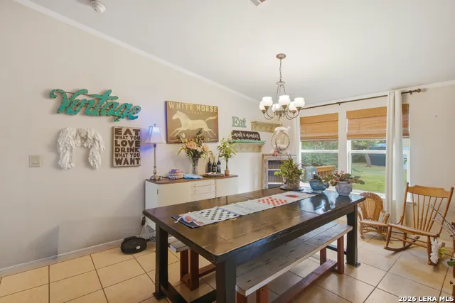 443 OAK HILLS RD Pipe Creek, TX 78063