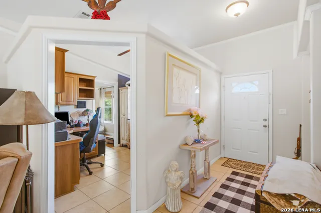 443 OAK HILLS RD Pipe Creek, TX 78063