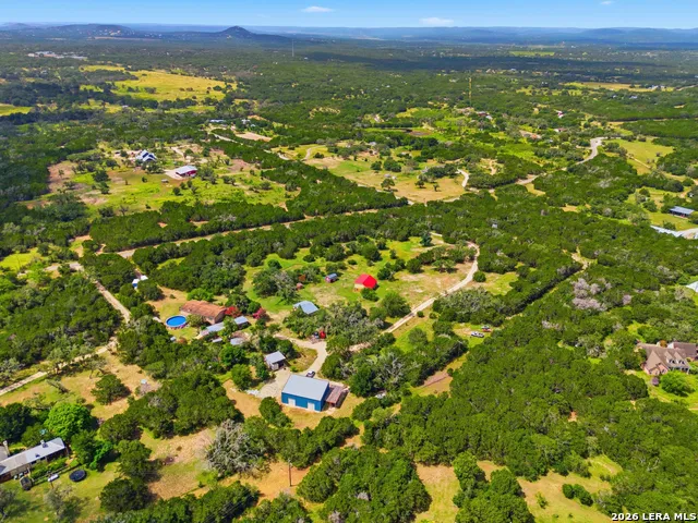 443 OAK HILLS RD Pipe Creek, TX 78063