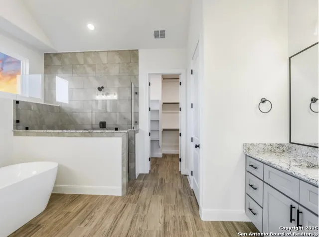 0 Purple Cir Horseshoe Bay, TX 78657