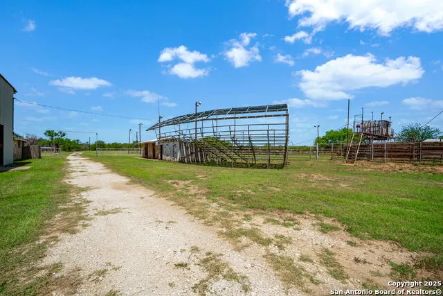 11224 Atkins Road Atascosa, TX 78002
