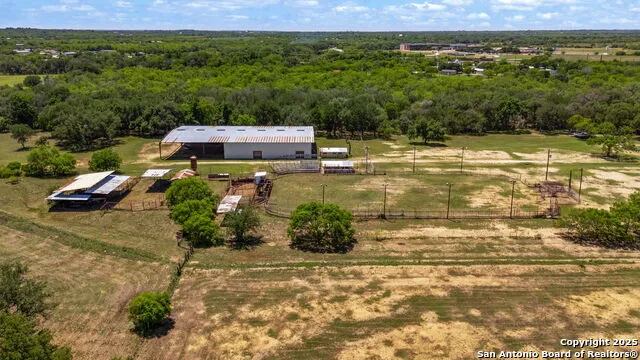 11224 Atkins Road Atascosa, TX 78002
