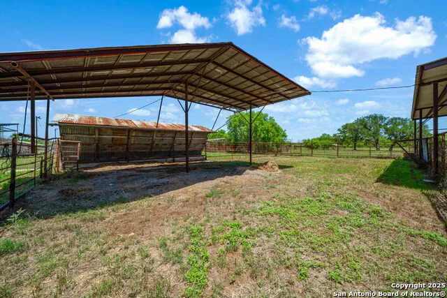 11224 Atkins Road Atascosa, TX 78002