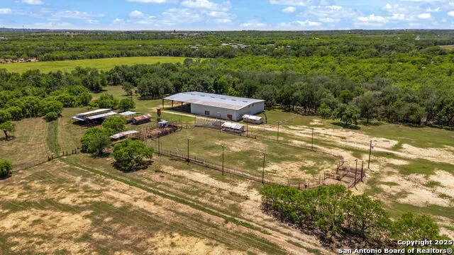 11224 Atkins Road Atascosa, TX 78002