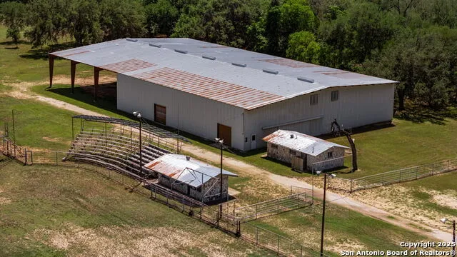 11224 Atkins Road Atascosa, TX 78002