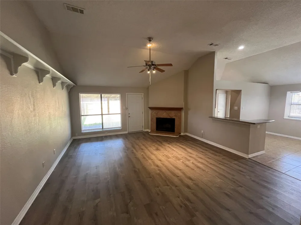 2405 Brookside Drive Rowlett, TX 75088