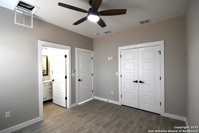 5961 Prairie Rd Unit 1 Von Ormy, TX 78073