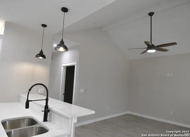 5961 Prairie Rd Unit 1 Von Ormy, TX 78073