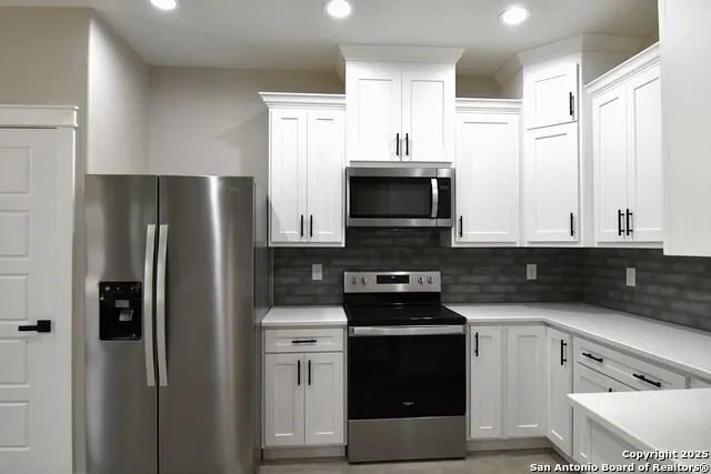 5961 Prairie Rd Unit 1 Von Ormy, TX 78073