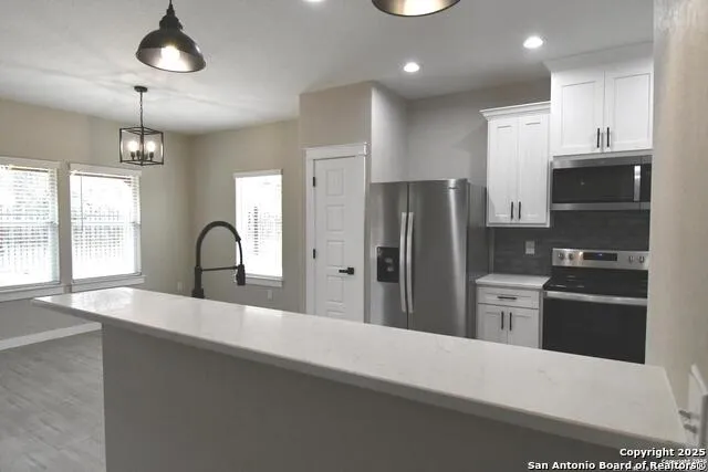 5961 Prairie Rd Unit 1 Von Ormy, TX 78073