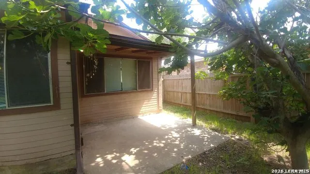 8131 Forest Dawn Live Oak, TX 78233