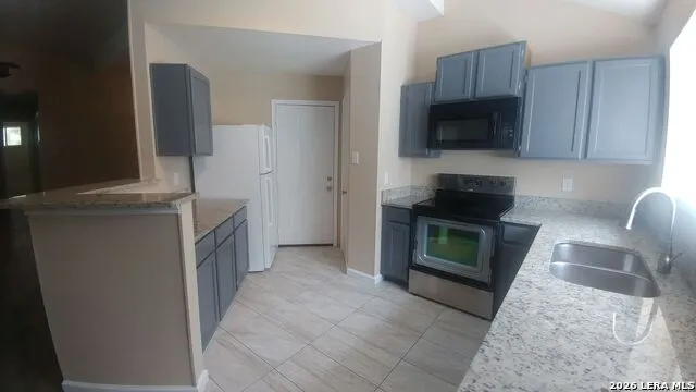 8131 Forest Dawn Live Oak, TX 78233