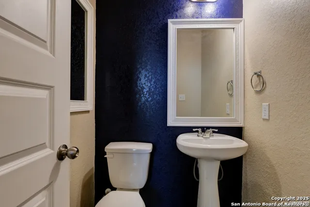 3931 Somers Crest San Antonio, TX 78211