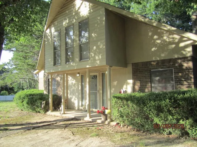 1530 S Dallas Avenue Lancaster, TX 75146
