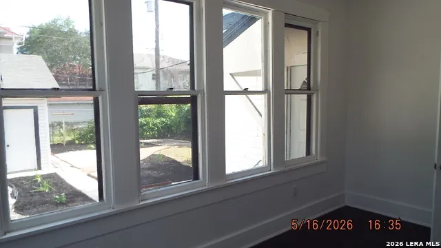 940 W Mulberry Unit DOWNSTAIRS, 1 San Antonio, TX 78201