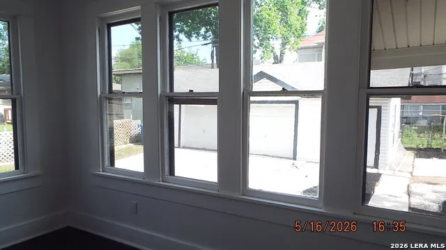 940 W Mulberry Unit DOWNSTAIRS, 1 San Antonio, TX 78201