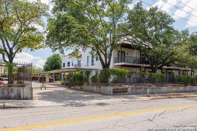 1542 ALAMO ST Unit 201 San Antonio, TX 78215