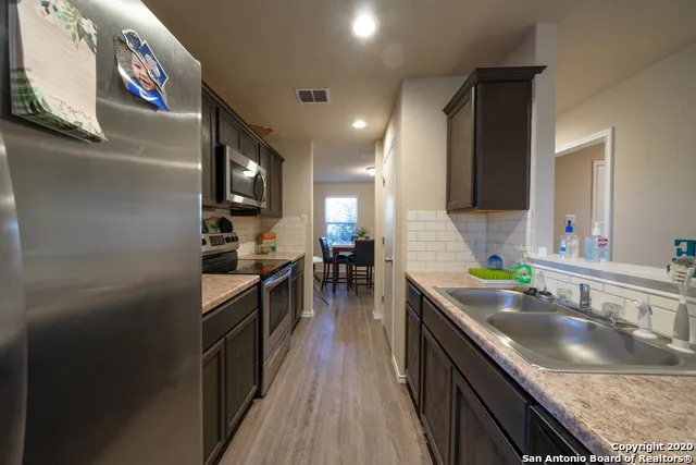 3206 SHANE RD San Antonio, TX 78223