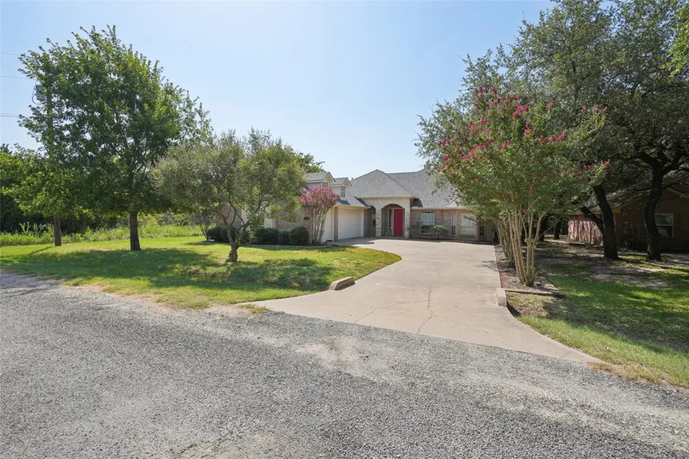 43192 Fringewood Drive Whitney, TX 76692