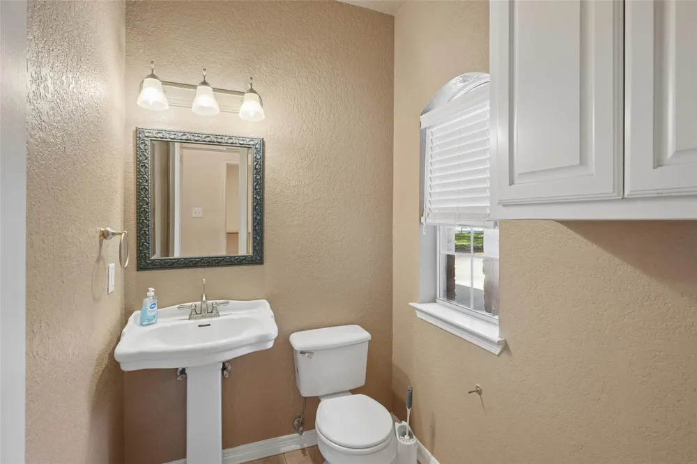 43192 Fringewood Drive Whitney, TX 76692