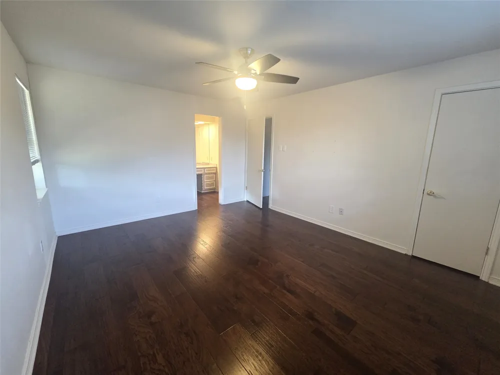 9334 Hunters Creek Drive Dallas, TX 75243