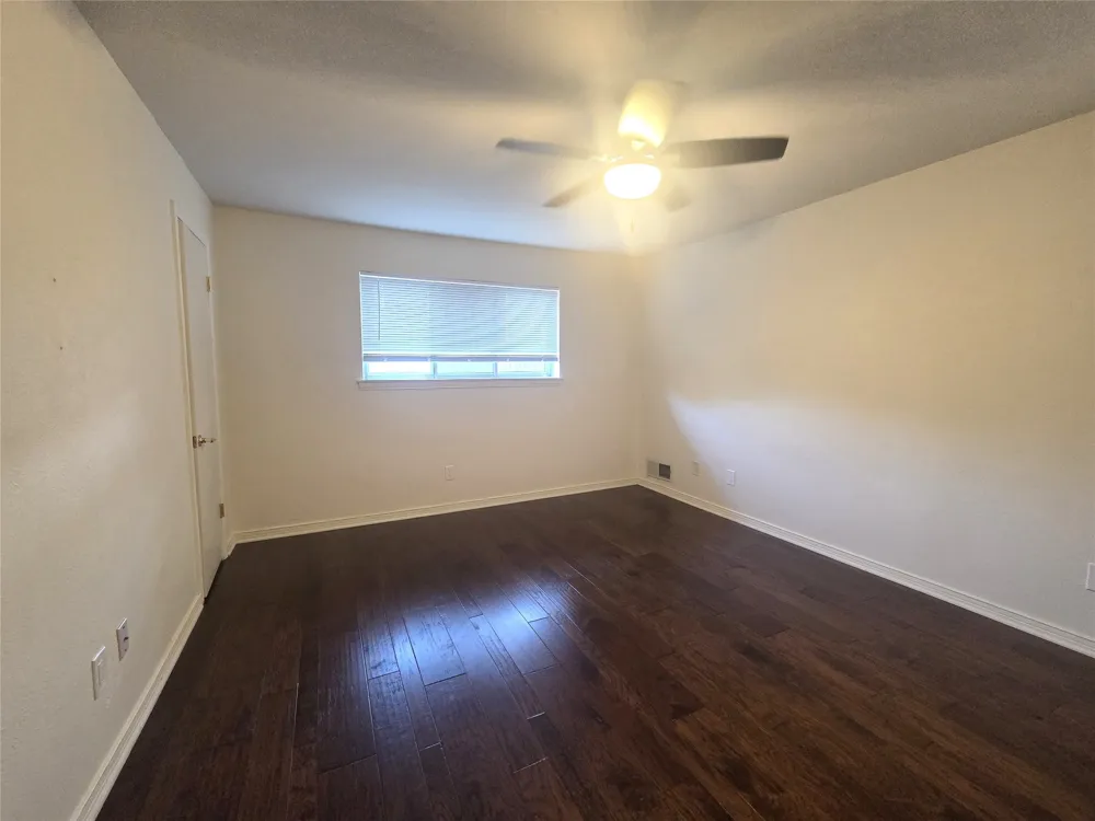 9334 Hunters Creek Drive Dallas, TX 75243