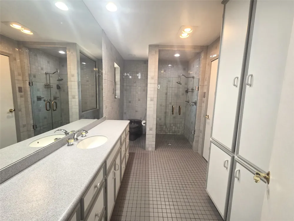 9334 Hunters Creek Drive Dallas, TX 75243