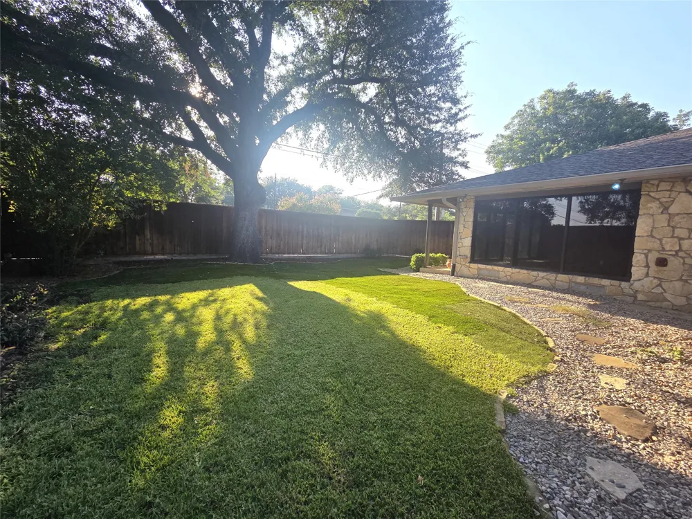 9334 Hunters Creek Drive Dallas, TX 75243